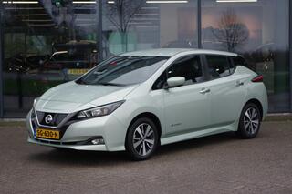 Nissan LEAF Acenta 40 kWh, *2.000,- Subsidie*, Navigatie, Adap. Cruise Control, Camera, CarPlay