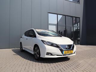 Nissan LEAF Electric 40kWh Tekna | Two Tone | Suede-Leather | Subsidie mogelijk | Pro Pilot | 360 AVM | BOSE | LED | Keyless Entry | PDC | 17'L