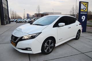 Nissan LEAF N-Connecta 40 kWh ¤2000.- subsidie! Trekhaak, Stoelvw, Navi, NL auto, BOVAG SALE!!!!