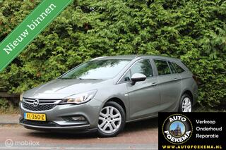 Opel ASTRA Sports Tourer 1.6 CDTI Business+, Xenon, LMV, Navigatie, etc.