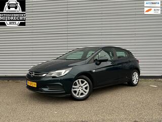 Opel ASTRA 1.0 Online Turbo Edition / Cruise / Navi / Led / Camera / Carplay.