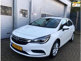 Opel ASTRA Sports Tourer 1.0 Business+ 77 KW 2018