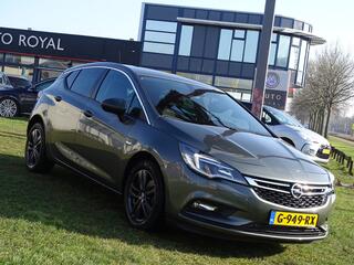 Opel ASTRA 5-deurs 1.4 Turbo 150 pk 120 years Edition - Automaat, Navigatie, Multimedia, Automatische airco, Cruise Control, Parkeersensoren, Lichtmetalen velgen, armsteun voor, privacy glas achter, klein leerpakket,