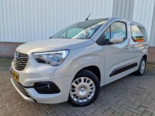 Opel COMBO Life 1.2 Turbo L1H1 Edition Navigatie*Cruise control*Climate control*PDC