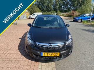 Opel CORSA 1.4-16V Design Design Edition airco,leer