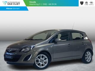 Opel CORSA 1.4-16V BlitZ | Cruisecontrol | Airco | Parkeerhulp achter | Stoelverwarming | Navigatie | Stuurverwarming|