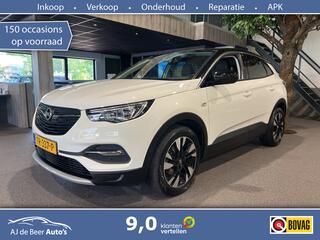 Opel Grandland X 1.2 Turbo Business Executive Two-Tone | Trekhaak | "18 | Half leder | Carplay |