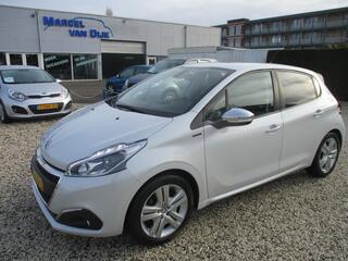 Peugeot 208 1.2 PureTech Signature