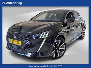 Peugeot e-208 EV GT Pack 50 kWh 3-fase laden | Panoramadak | Adaptieve Cruise Controle | Keyless | Erg stoere Zwarte e-208!!