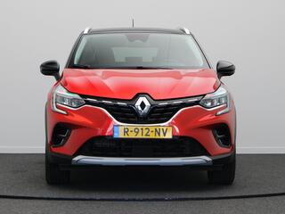Renault CAPTUR 100pk TCe Intens | Climate Control | Navigatie | Parkeersensoren voor en achter met 360 Graden Camera | Keyless Entry |