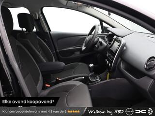 Renault CLIO Estate 1.5 dCi 90pk Zen | Cruise Control | Bluetooth | Parkeersensoren Achter | Navigatie |
