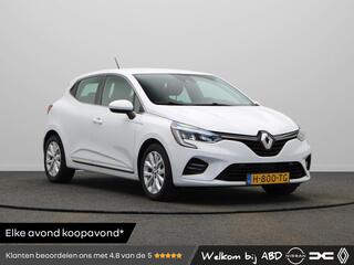 Renault CLIO TCe 90pk Intens | Parkeersensoren achter | 16" Lichtmetaal | Apple Carplay / Android Auto | Climaatcontrole |
