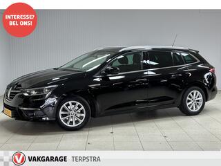 Renault MEGANE Estate 1.2 TCe Limited /Trekhaak /KEYLESS /Apple + Android /DAB+! /Navi /Climat /Cruise /Elek. pakket /Bluetooth /Multi. LEDER stuur /Extra getint glas /Mistlampen /LED Dagrijverl. /16"LMV /Dakrails.