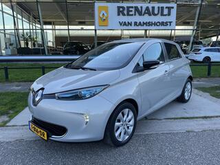 Renault ZOE E-Tech Electric Q210 Zen Quickcharge 22 kWh (AccuHuur) / Camera / Climate / PDC A / Cruise / Navi / Keyless / 16'' LM Velgen /