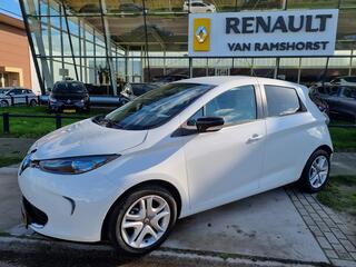 Renault ZOE R90 Life 41 kWh (AccuHuur) incl. BTW excl. Overheidssubsidie / Climate / Navi / Cruise / Bluetooth / Elek Ramen V / Mistlampen /