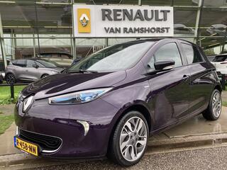 Renault ZOE R110 Limited 41 kWh (AccuHuur) incl. BTW excl. Overheidssubsidie / Stoelverwarming / Navi / Bluetooth / Elek Ramen V A / LM Velgen 17'' / Camera /