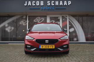 Seat LEON Sportstourer 1.5 eTSI FR Business Intense / Virtual cockpit / Clima / Navi / Apple CarPlay