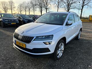 Skoda Karoq 1.5 TSI Ecc Lmv Xenon Pdc Cruise Control 1/2 Leder Camera ACT Business Edition