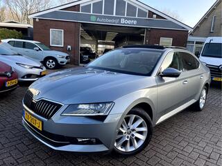 Skoda SUPERB 1.5 TSI 150pkACT Style Business Pano-dak, Trekhaak, Leer