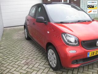 Smart FORFOUR 1.0 Pure