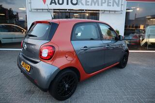 Smart FORFOUR 1.0 PASSION FIRST EDITION 2x PANO|MULTIMEDIA|NAVI|NIEUWSTAAT