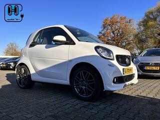 Smart FORTWO EQ BRABUS Style (INCL.BTW) *PANO | NAVI | CAMERA | VOLLEDER | AIRCO | PDC | CRUISE*