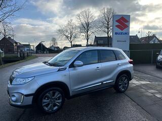 Suzuki VITARA 112PK Boosterjet Select // Trekhaak // Door ons onderhouden // Stootlijst // Navigatie // Rijklaarprijs!