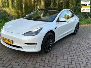 Tesla Model 3 Performance 464pk,autopilot 1 Eig. Marge 11000 km b.j. 3-2021 20"lm velgen ,spoile