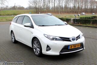 Toyota AURIS Touring Sports 1.8 Hybrid Lease Pro | 2013 | Stoelverwarming | Panoramadak |