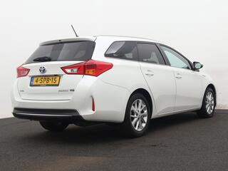 Toyota AURIS Touring Sports 1.8 Hybrid Lease | Navigatie | Parkeercamera | Cruise en Climate Control |