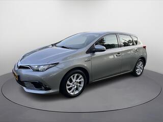 Toyota AURIS 1.8 Hybrid Dynamic | Navigatie | Parkeercamera | Cruise control | Bluetooth |