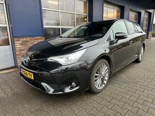 Toyota AVENSIS 1.8 VVT-I DYNAMIC