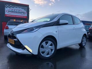 Toyota AYGO 1.0 VVT-i x-play Nw.model 5D 116dkm. + NAP voor 7750,- euro