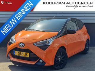 Toyota AYGO 1.0 VVT-i x-cite Zeer luxe uitvoering, LMV, Privacy glass, Airco, Bluetooth, Achteruitrijcamera, Apple Carplay & Android auto, All-season banden