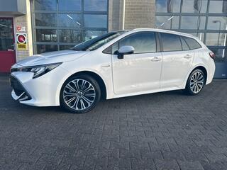 Toyota COROLLA Touring Sports 1.8 Hybrid First Edition | PARKEERCAMERA |