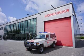 Toyota LAND CRUISER VDJ78L- AMBULANCE 4×4 - NEW IN STOCK AND DIRECT AVAILABLE !!! NEW IN STOCK - Only for sale outside the EU