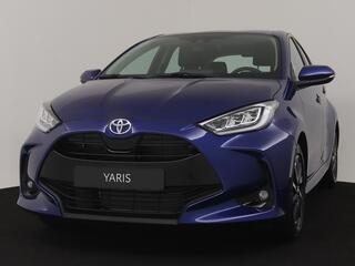 Toyota YARIS 1.5 VVT-i Dynamic | Multimedia pack (navigatiesysteem full map) | Voorraard auto snel rijden |