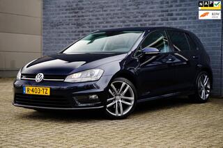 Volkswagen GOLF 1.4 TSI Business Edition R Connected R-line