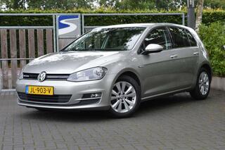 Volkswagen GOLF 1.0 TSI Business Edition Connected