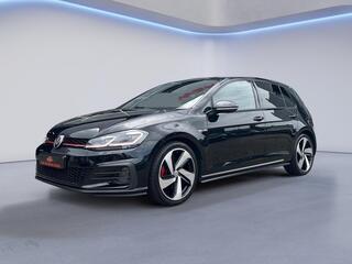 Volkswagen GOLF 2.0 TSI GTI Apple CarPlay, Stoelverwarming, 18" Lichtmetalenvelgen, Navigatiesysteem, Adaptieve Cruise/Climate Control, Achteruitrijcamera, Parkeersensoren, Isofix (MET GARANTIE*)
