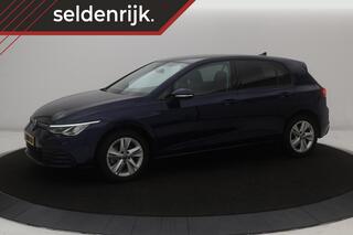 Volkswagen GOLF 1.5 TSI Life | Camera | Adaptive cruise | Full-LED | Carplay | Navigatie | Active Info | Getint glas | PDC | Climate control