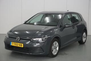 Volkswagen GOLF 1.5 TSI Life / Apple Carplay/Android Auto / Stoel-/stuurverwarming / ACC / PDC