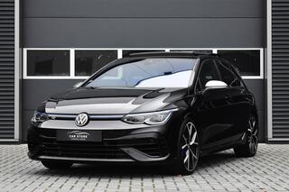 Volkswagen GOLF 2.0 TSI R 4MOTION / PANO / AKRAPOVIC / PERFORMANCE PACK / IQ LIGHT / 19" / GARANTIE 10-2025