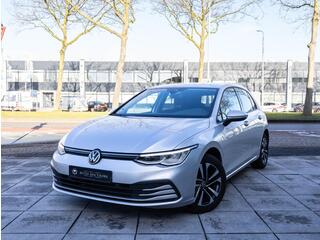Volkswagen GOLF 1.5 eTSI United Automaat | 2021 | Adaptive Cruise | Stoel&Stuurverwarmd | Carplay/Android | Getint glas |