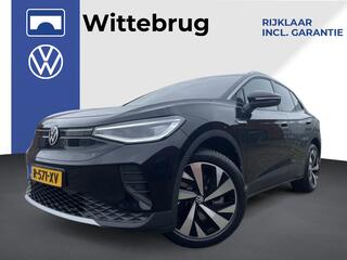 Volkswagen ID.4 Pro 77 kWh Camera / Sensoren / Keyless / Navigatie / Verwarmde stoelen + stuur / App connect Fabrieksgarantie tot 29-12-2026