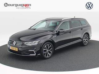 Volkswagen PASSAT Variant 1.4 TSI PHEV GTE Business | Navi | Trekhaak | Stoelverwarming | ACC |