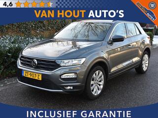 Volkswagen T-Roc 1.0 TSI Style | NAVI | PDC | TREKHAAK