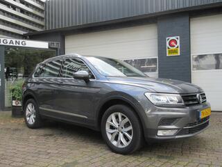 Volkswagen TIGUAN 2.0 TSI 4Motion Highline ADAPTIVE CRUISE/STOELVW/AUTOMAAT/4WD/2500 KG GEREMD