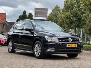 Volkswagen TIGUAN 1.4 TSI Comfortline|Panoramadak|Alcantara|Trekhaak|Origineel Nederlands|All Season banden nieuw