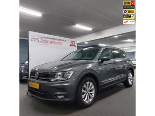 Volkswagen TIGUAN 1.5 TSI ACT Comfortline Business-TREKHAAK-OPEN DAK-DEALER ONDERHOUDEN